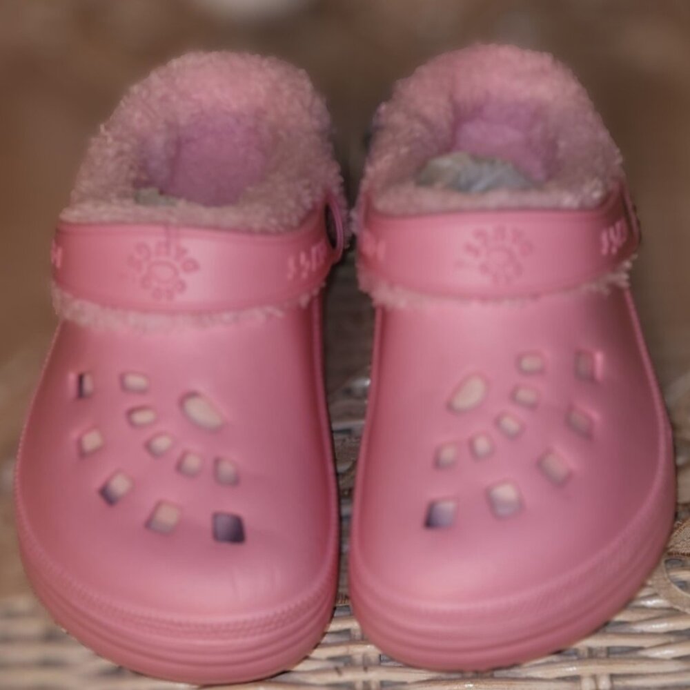 Women's DAWGS Fleece Lined Clogs NEW Size 5/6 Pink